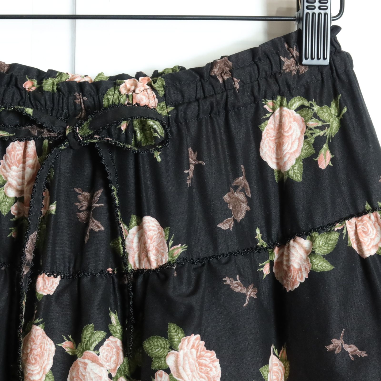 極美品】ピンクハウス☆ローズpt♪かぶせ段々フリルのローンスカート