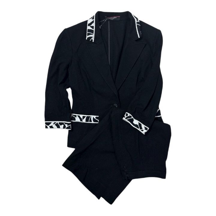 LEONARD レオナール セットアップ スカート ジャケット テーラードジャケット ブラック 総柄 サイズ9 AR コットン 1 B 美シルエット