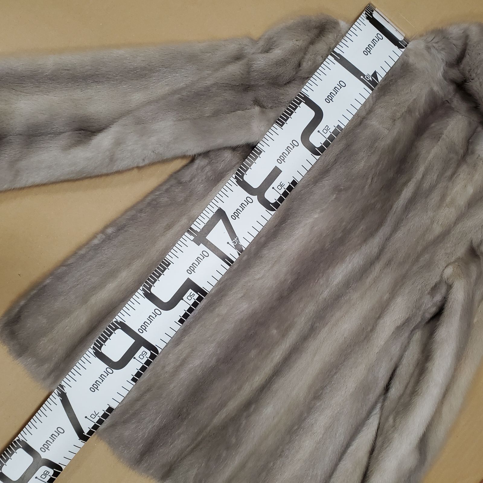 グレー ユニセックス