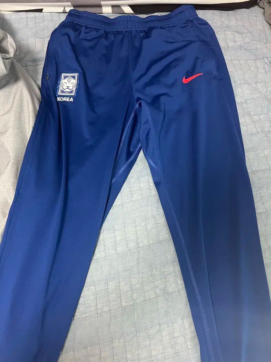 韓国国家代表 トレーニングパンツ m