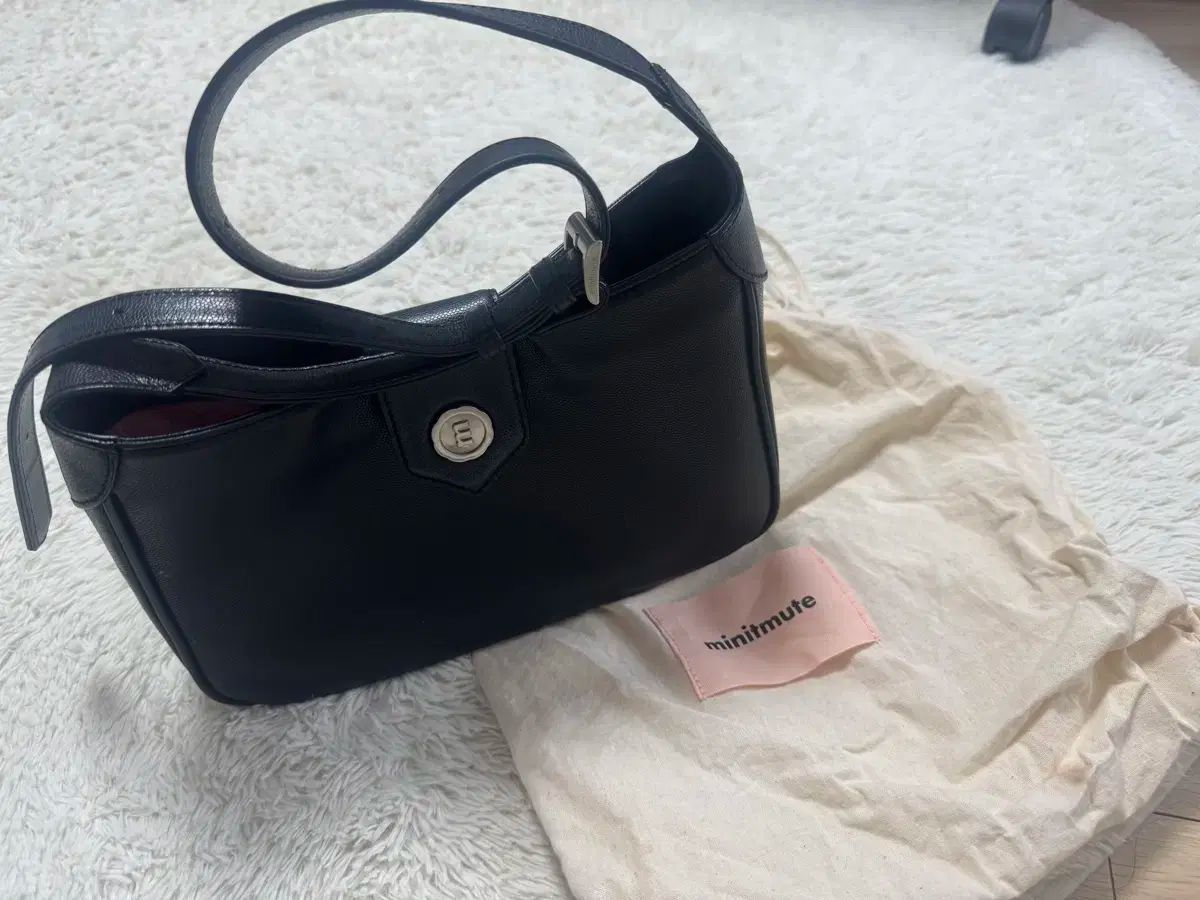MINITMUTE ミュウ バトン ミニ バッグ ブラック