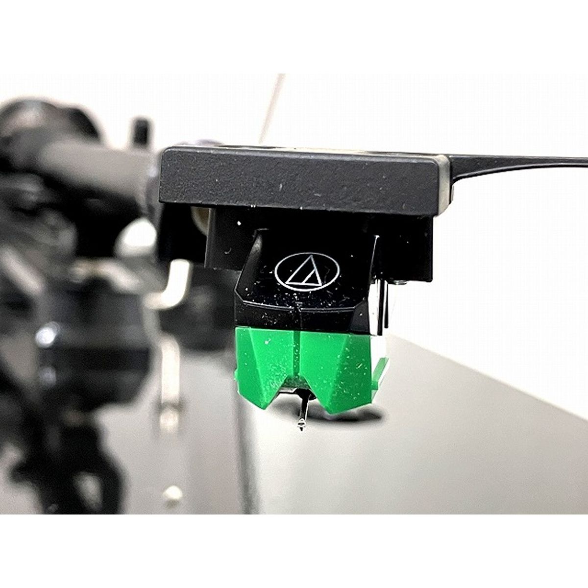 ターンテーブル 音響機器