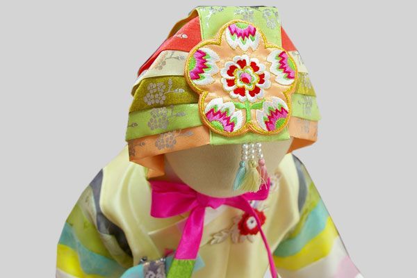 刺繍セットン黄緑クルレ帽子女の子用 100日～4才目安 kulre-8-s ギフト お土産 誕生祝