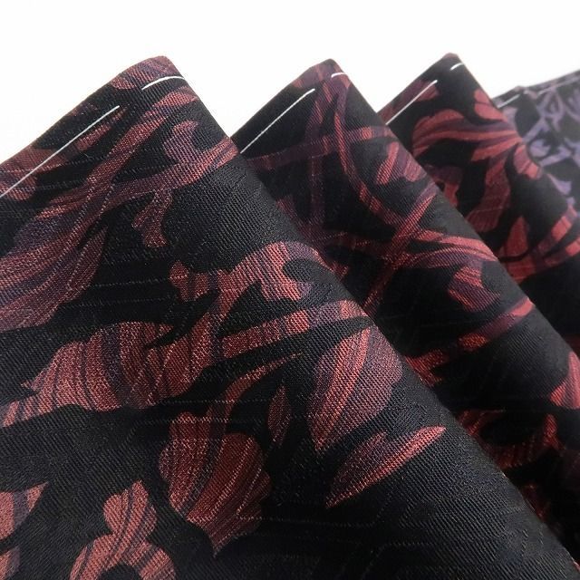 ❁tomihisa❁ 着物 正絹 夢の続きに夢を見る創作小紋の花語り 仕付け糸付 小紋 7131