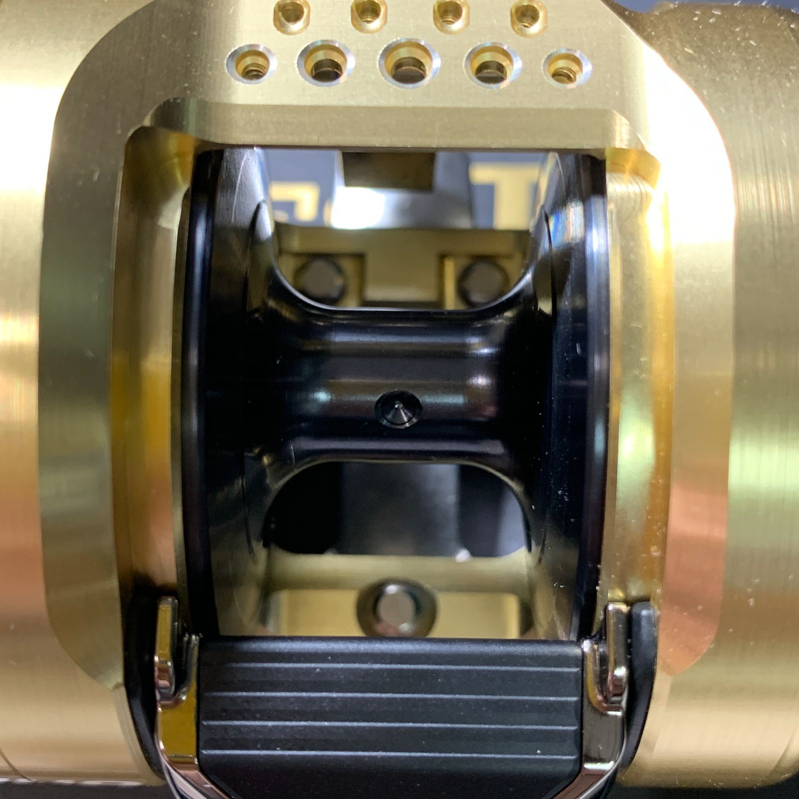 むつ73-110705 シマノ 23カルカッタコンクエストMD 301XGLH 併売