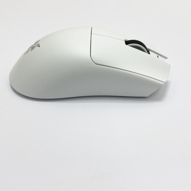 中古】RAZER ワイヤレスゲーミングマウス Viper V3 Pro (White Edition