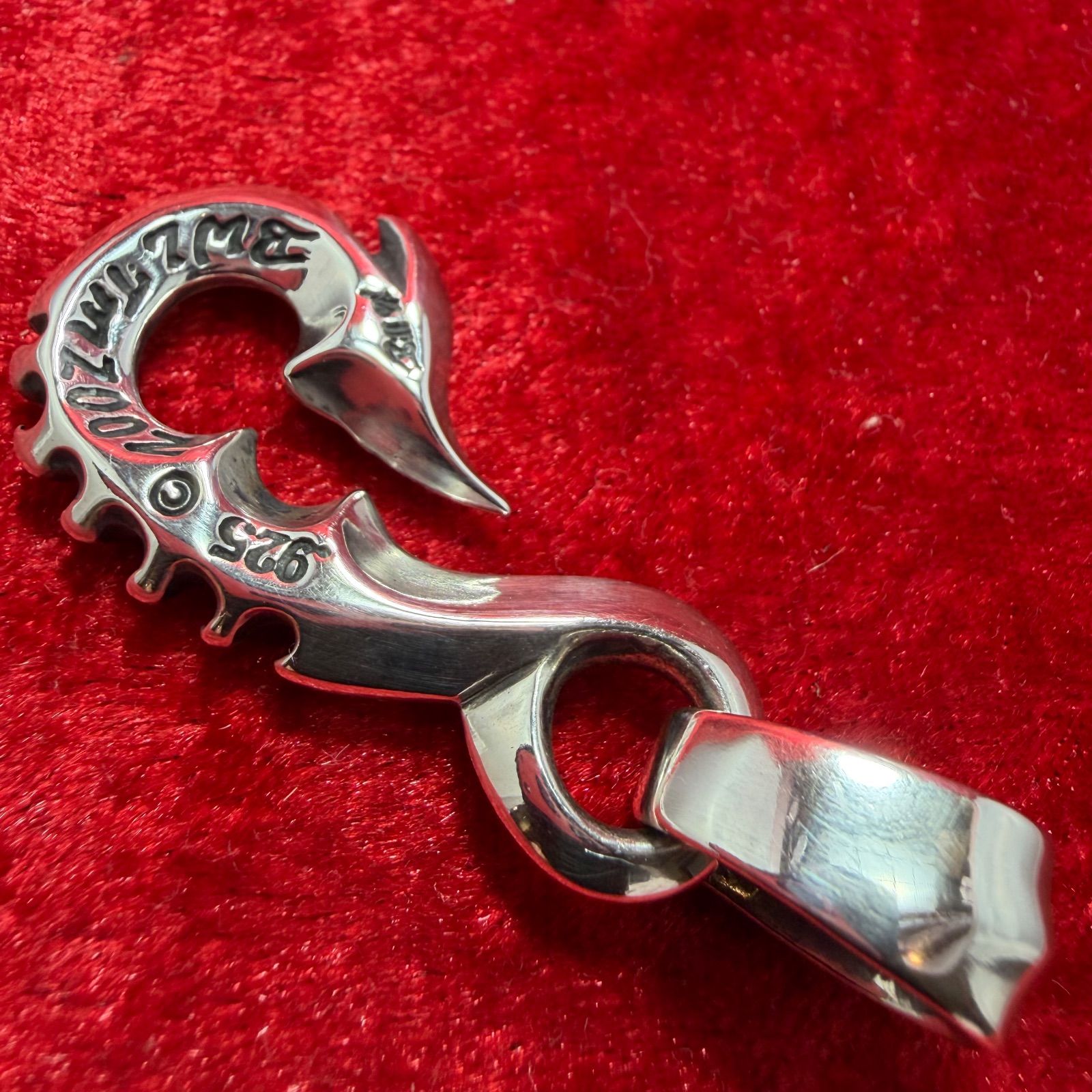 ミディアムサイズ ペンダントトップ