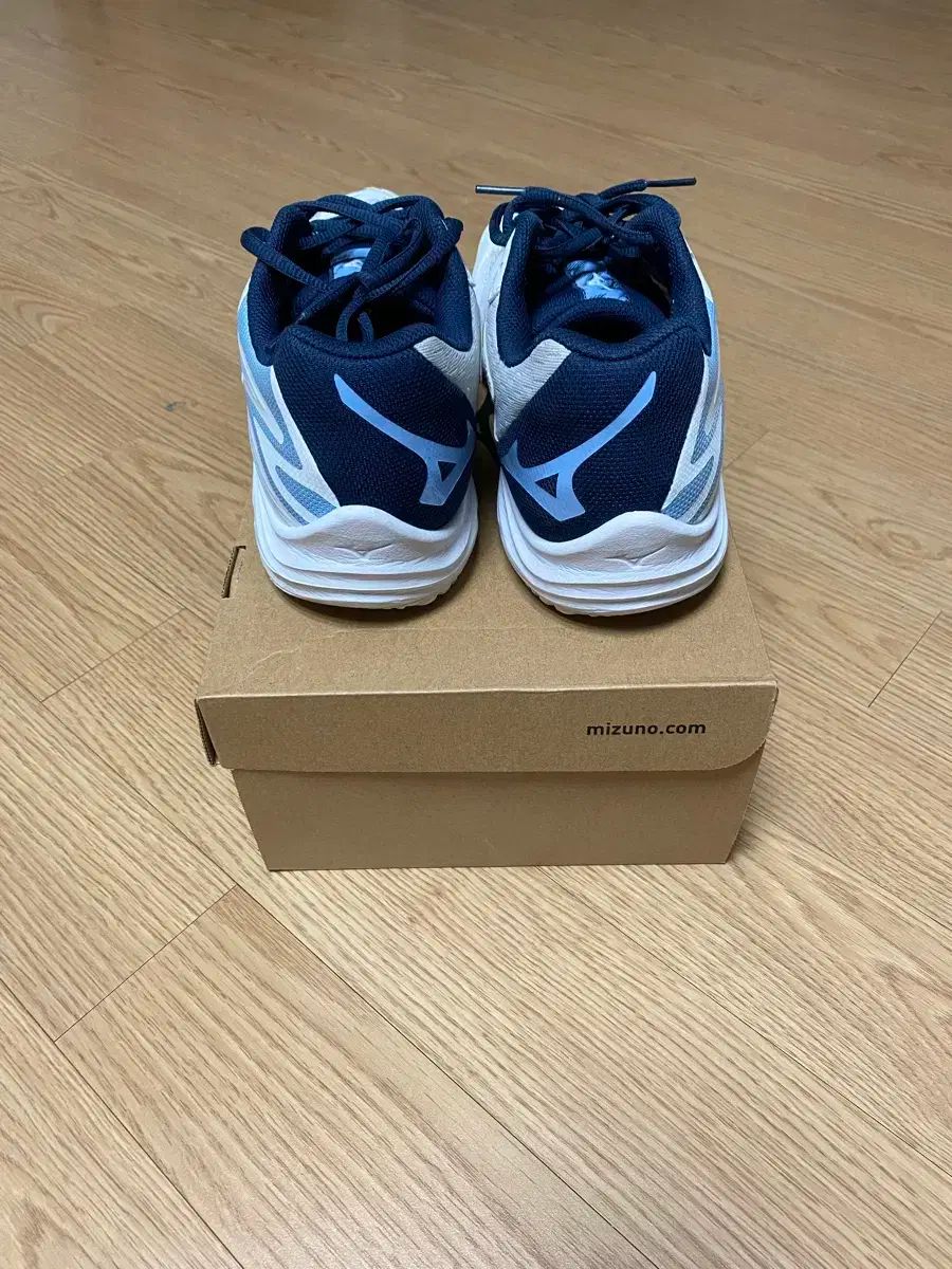  ミズノ サンダー BLADE Z 白 青 265 シューズ(男性用) テニス