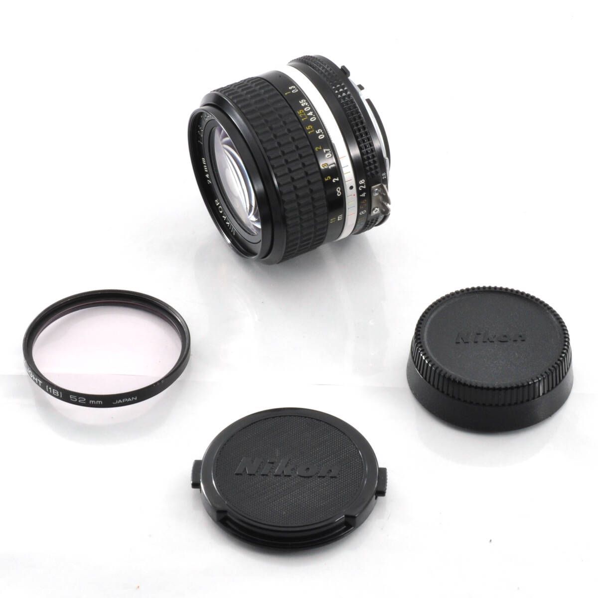 ごくごく薄っすらとくもり分 き価格 17 999円~ ニコン Nikon NIKKOR 24mm F2.8 広角レンズ M838
