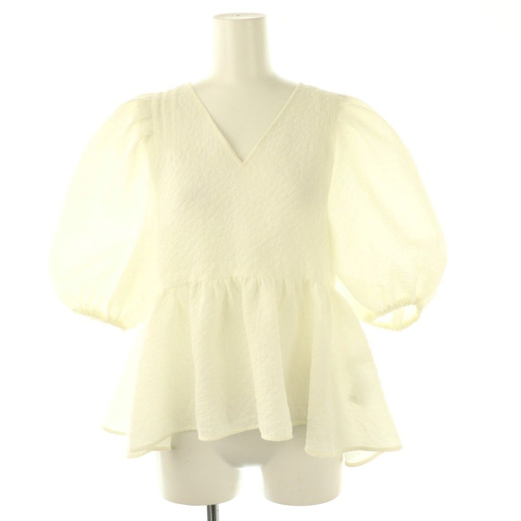 【25ss 新品】シアーノイズジャガードブラウス 25ss 新品】シアーノイズジャガードブラウス 追加》【洗える