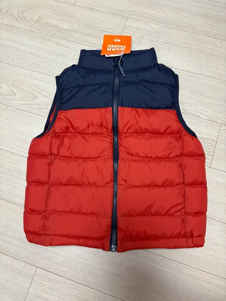  新品) ユニクロ U アイ ダウンベスト カーディガン