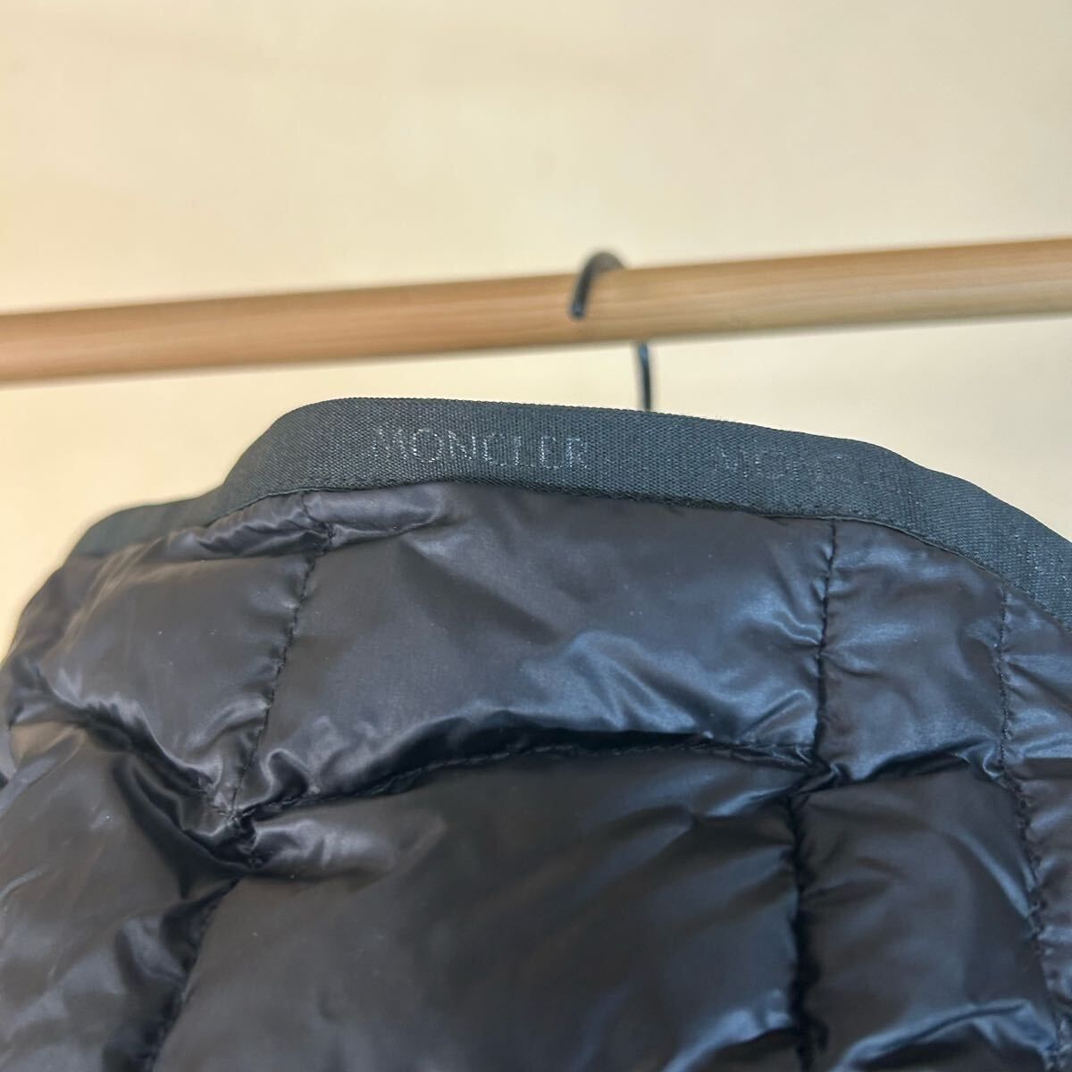 レア】MONCLER モンクレールライトダウンジャケットDEFFEYESラバー