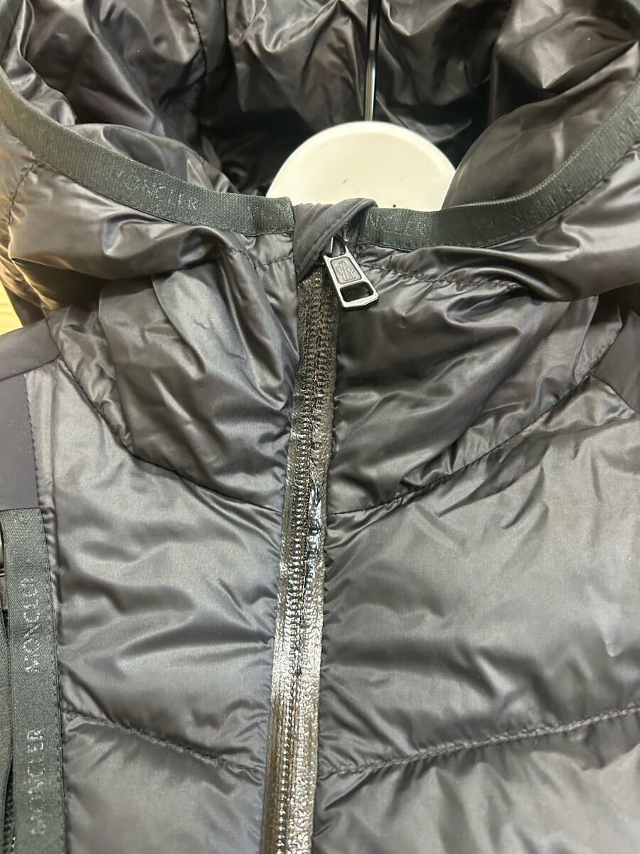 レア】MONCLER モンクレールライトダウンジャケットDEFFEYESラバー