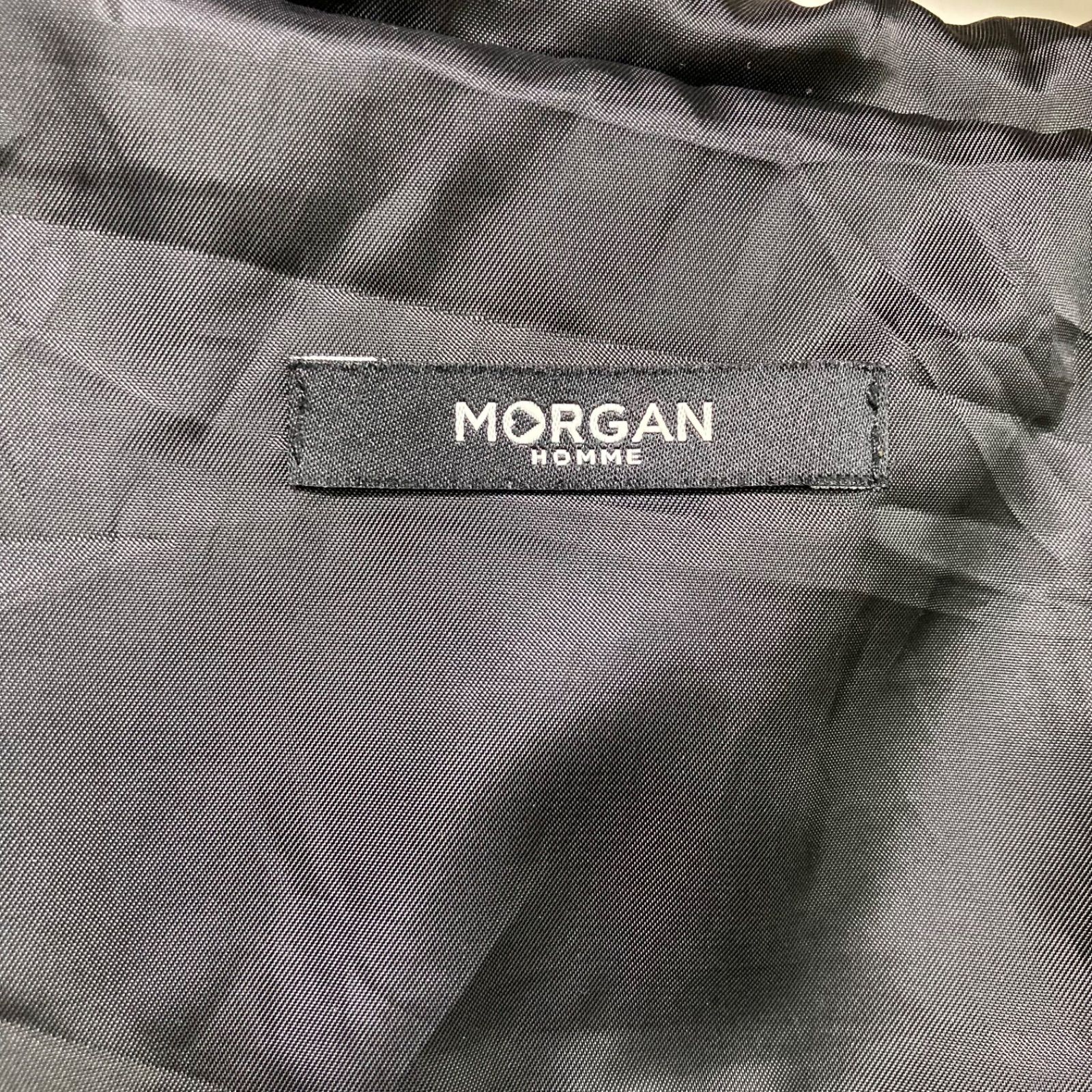 ブラック フード付き