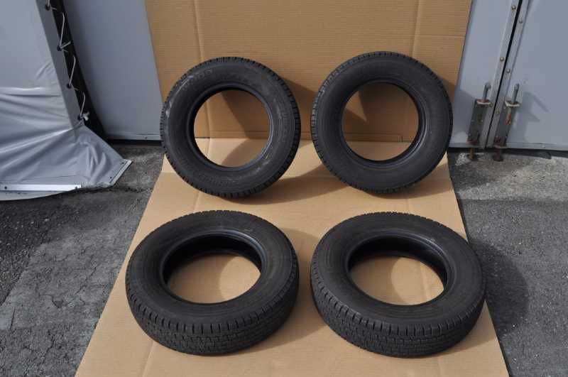 7分山~8分山☆ ブリヂストン スタッドレスタイヤ 2023年製 145/80 R12 4本セット W300 s021457G