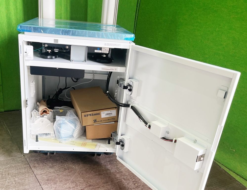 ほぼ未使用品　【東芝テック】キャッシュレス会計専用セルフレジ　SS-N1C　スーパー、ホームセンター、ドラッグストアなど ■C-1557 ほぼ未使用品 【東芝テック】キャッシュレス会計専用セルフレジ SS-N1C