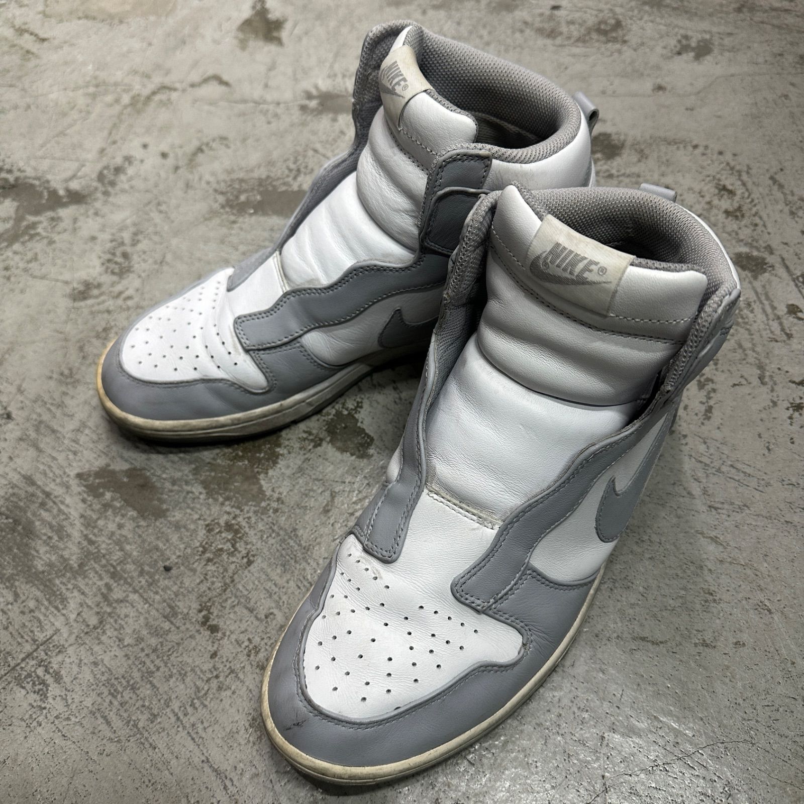 Nike ハイカットスニーカー ホワイト/ブルー/グレー Nike ハイカットスニーカー ホワイト/グレー - メルカリ