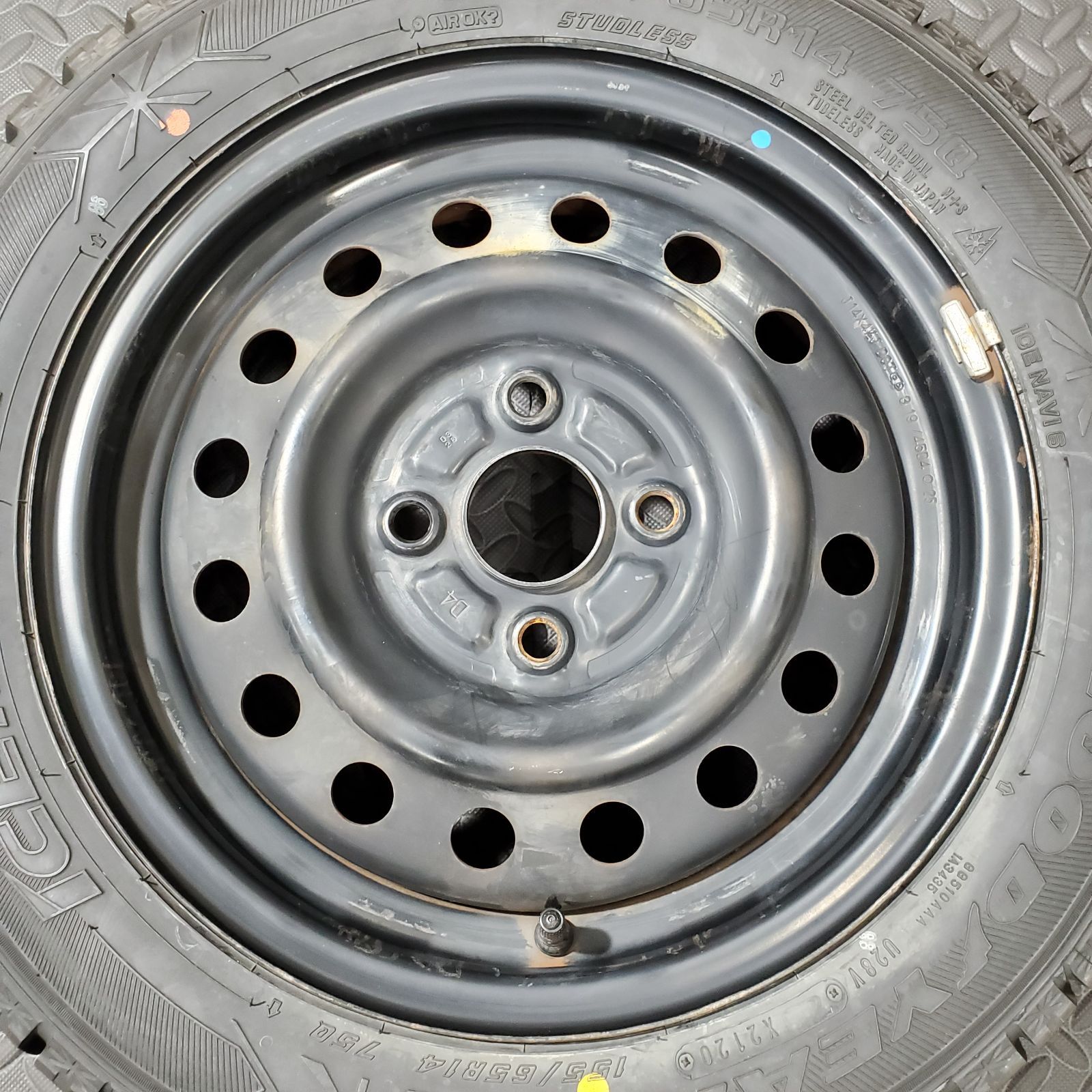 20年製 155 65 R 14 グッドイヤー アイスナビ6 ダイハツ タント ムーヴ ミラ コンテ スタッドレスタイヤ 1170