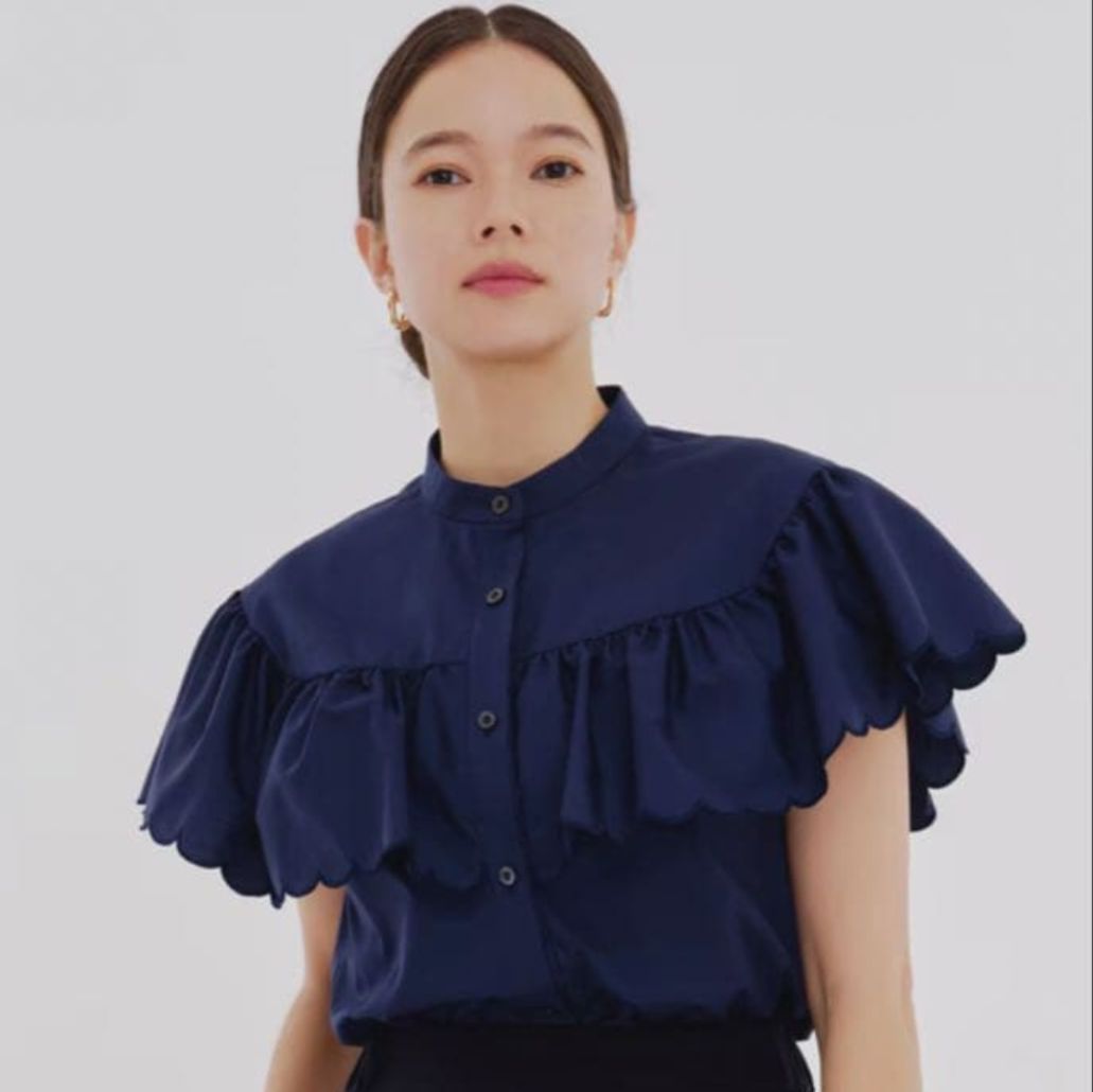 YORI ヨリ スカラップスリーブ ブラウス 36 ネイビー NAVY ウイングフリル レディース 古着 シャツ