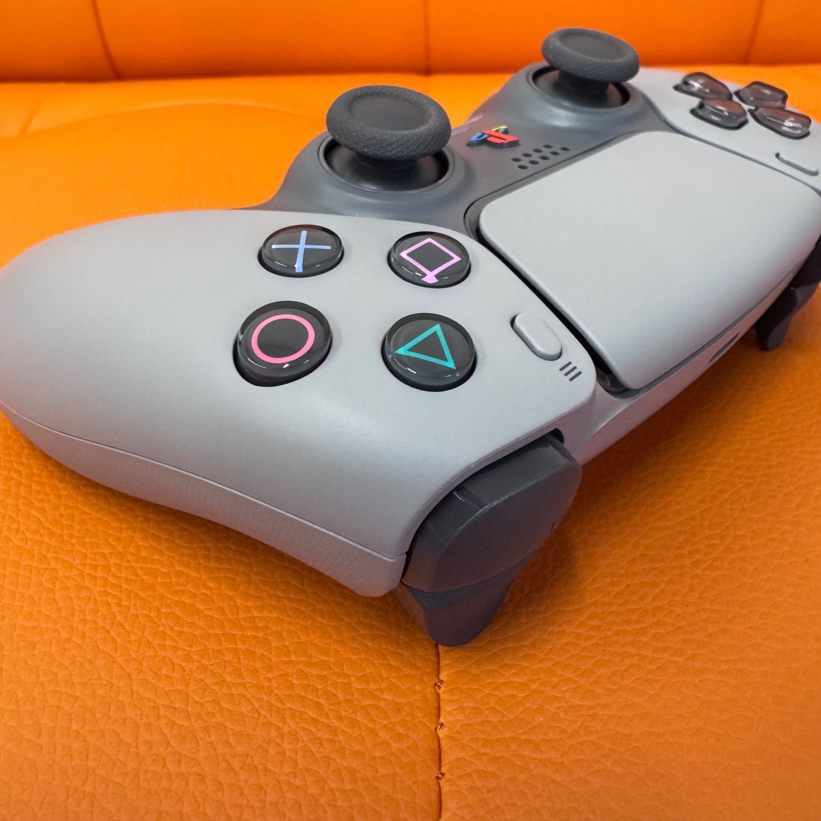 PS5 DualSense ワイヤレスコントローラー 30周年アニバーサリー