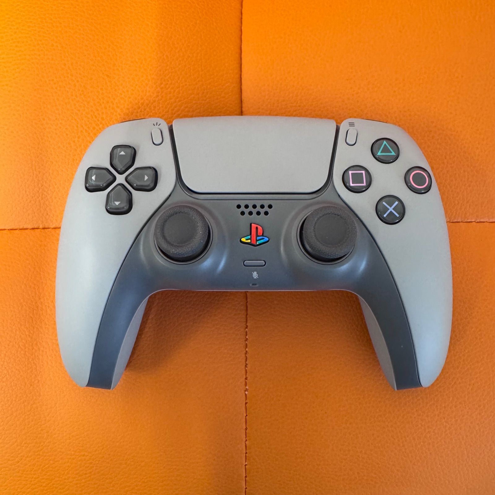 PS5 DualSense ワイヤレスコントローラー 30周年アニバーサリー 