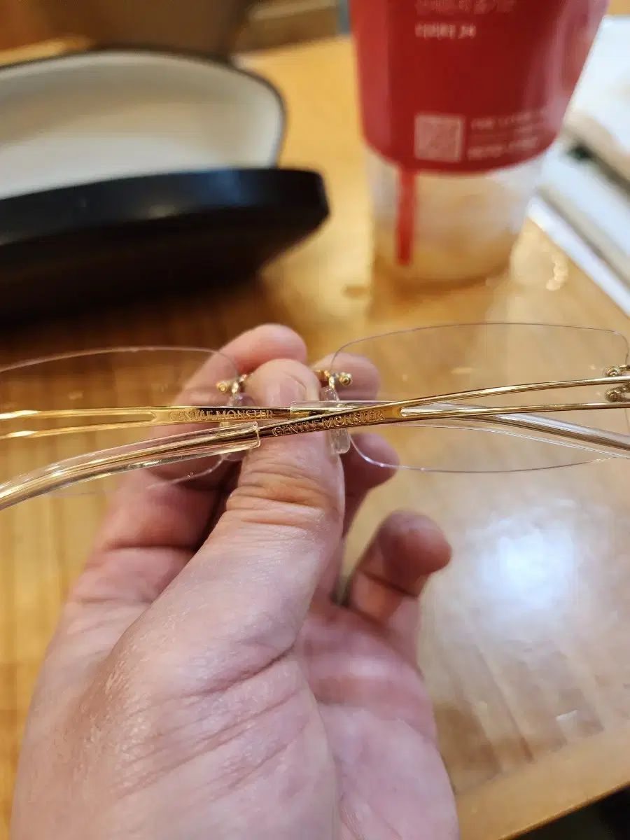 GENTLE MONSTER ジェントルモンスター 縁なしめがね