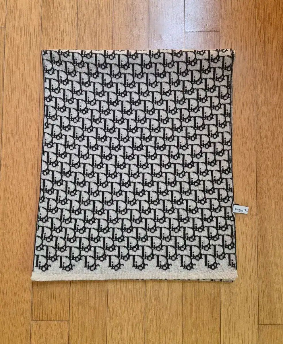 クリスチャン ディオール オブリーク マフラー