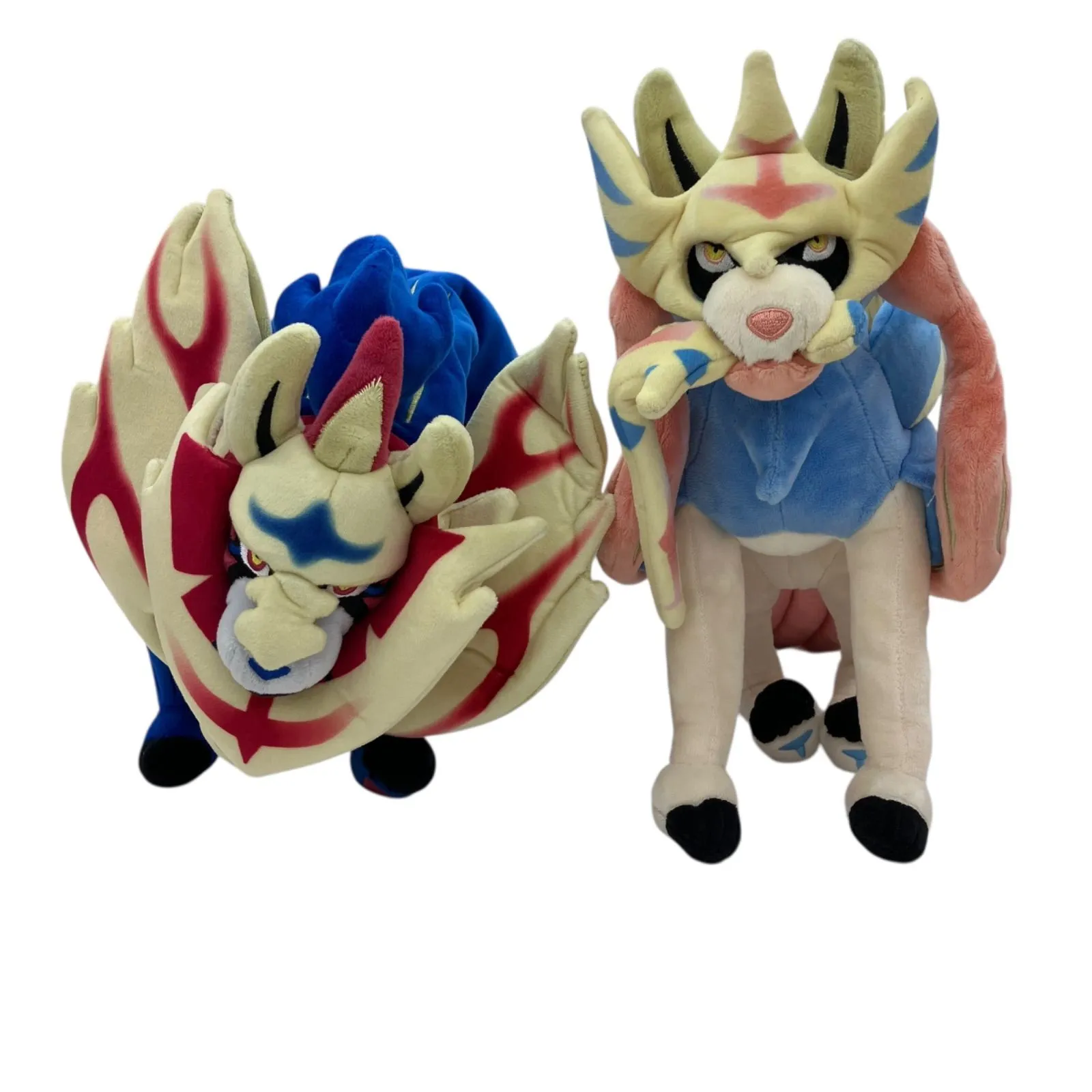 ポケモンセンター　ザシアン　ザマゼンダ　ぬいぐるみ Amazon.co.jp: ポケモンセンターオリジナル ぬいぐるみ ザシアン