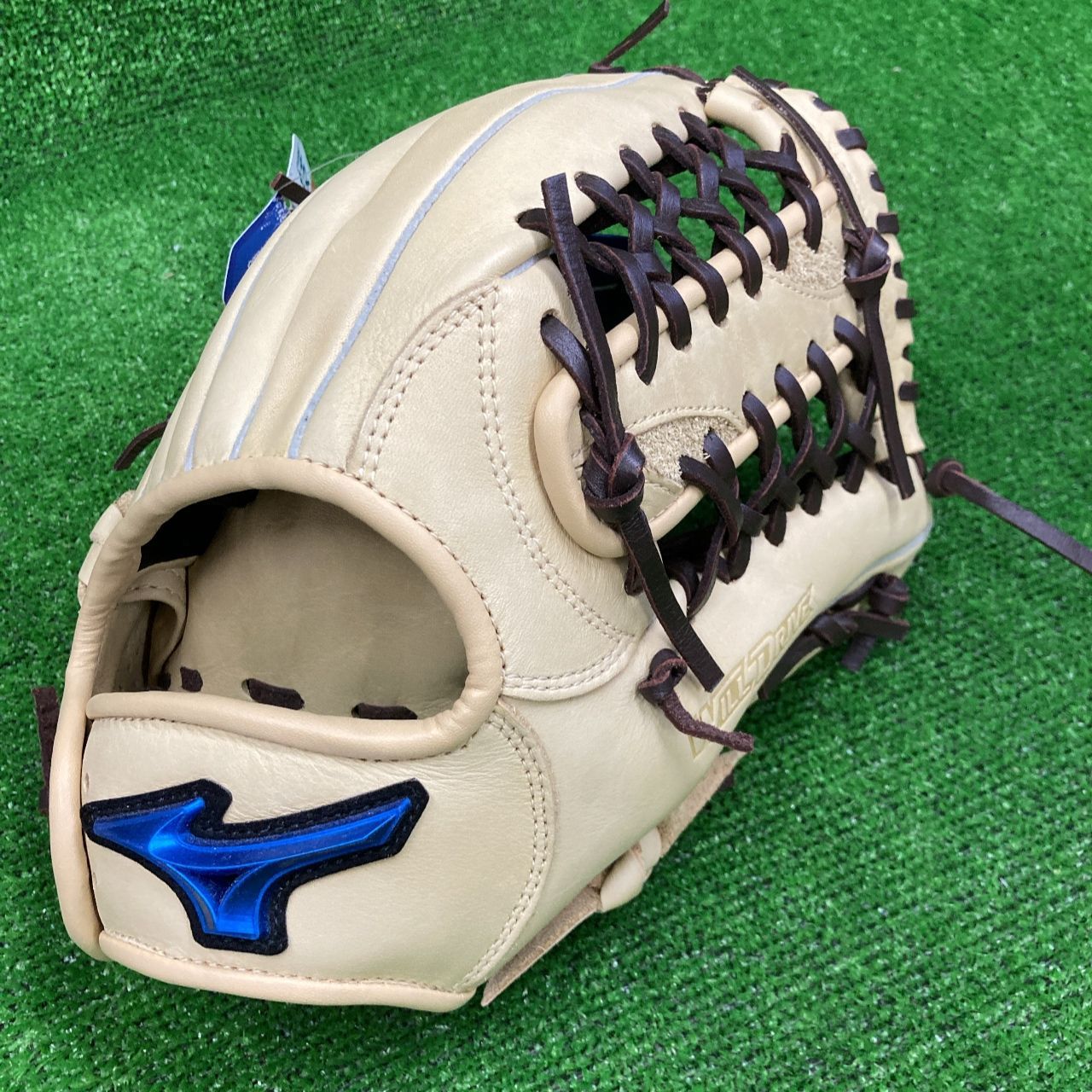 30%引 ミズノ ジュニアソフトボール用グラブ ブロンド オールラウンド用 サイズM 1AJGK29920