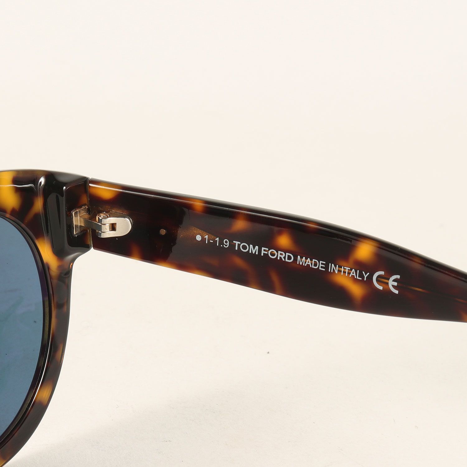 レンズ ブラウン