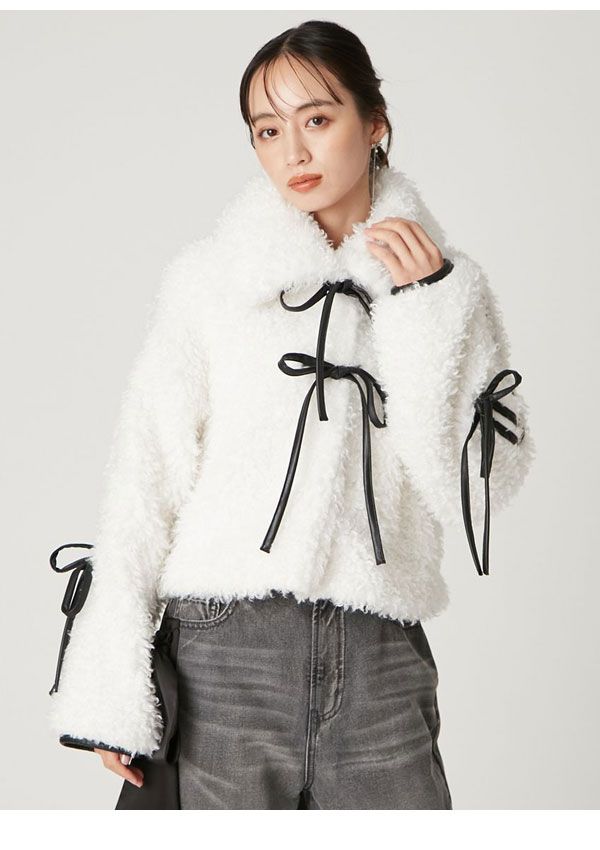 バックルショートファージャケット　フレイアイディー FRAY I.D（フレイアイディー）の「バックルショートファージャケット