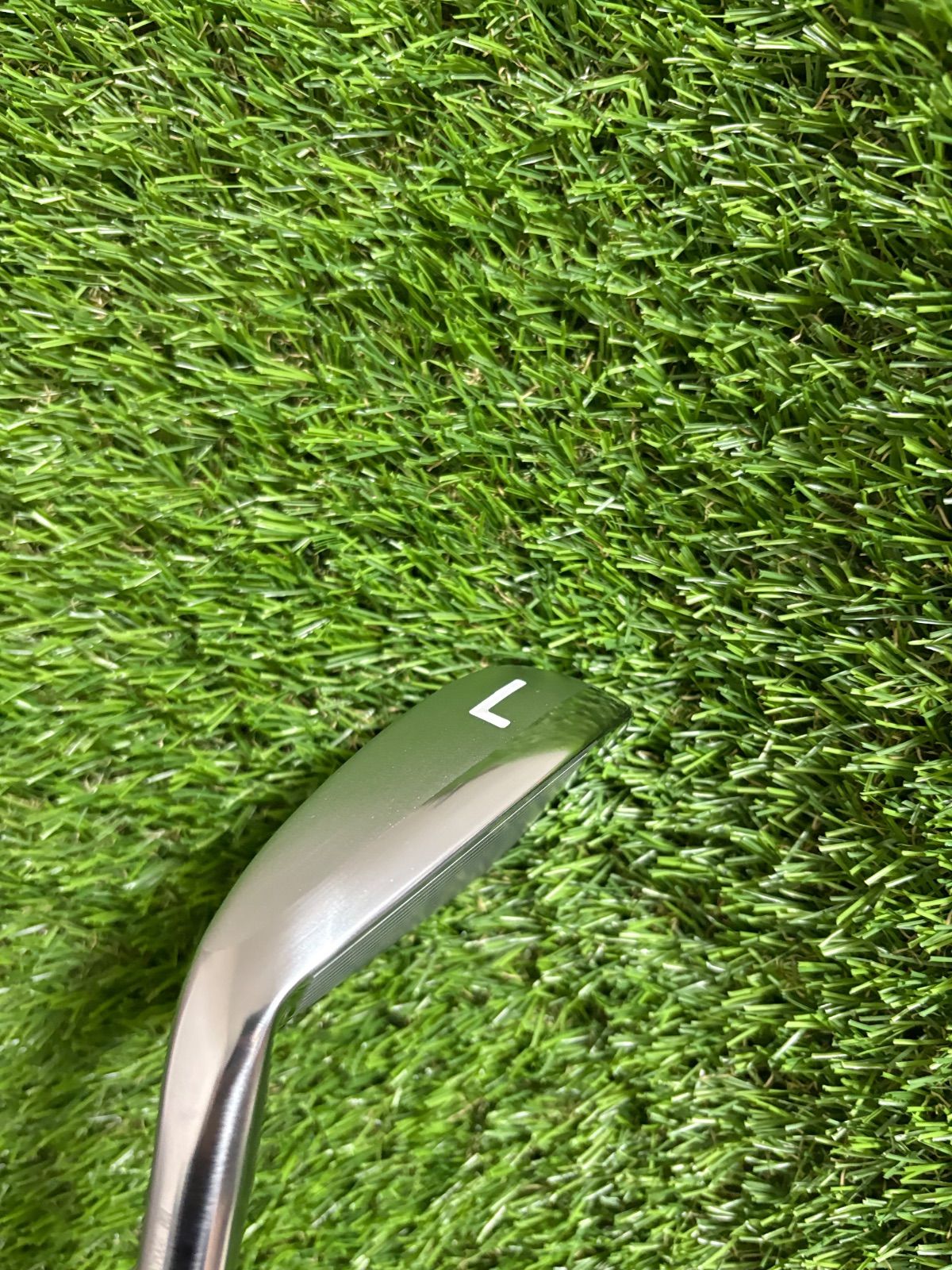 美品！　2023年ONOFF オノフ　レディース　7番アイアン　フレックスA オノフ アイアン レディ／ONOFF IRON LADY アイアン（2023） 4本セット