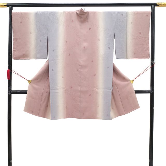 着物衿 コート 正絹 袷 ビロード織 ピンクアーモンド 淡サルビアブルー 薄グレージュ 地紋 桜の花びら フォーマル カジュアル 春 秋 冬 仕立て上がり 身丈106 裄丈69 Ｌサイズ ハオリモノ みやがわ sb 16575