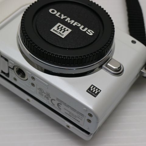 OLYMPUS 本体