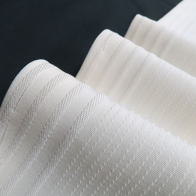 ❁tomihisa❁ BANKAN 唐草 着物 創作着物でお洒落自慢 モダン和装に個性の演出 正絹 仕付け糸付 付下げ 5395