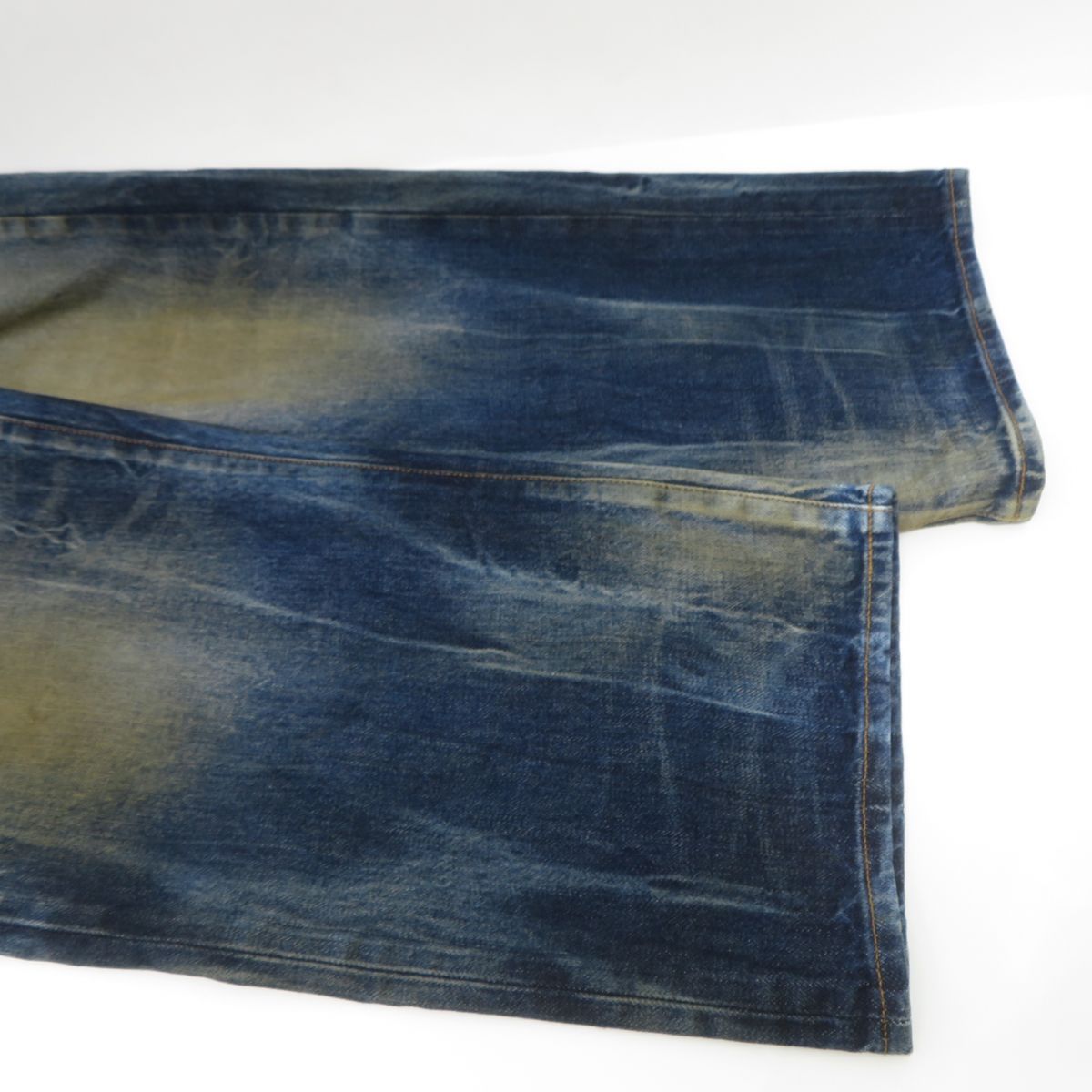 Supreme シュプリーム Distressed Loose Fit Selvedge Jean ルーズ