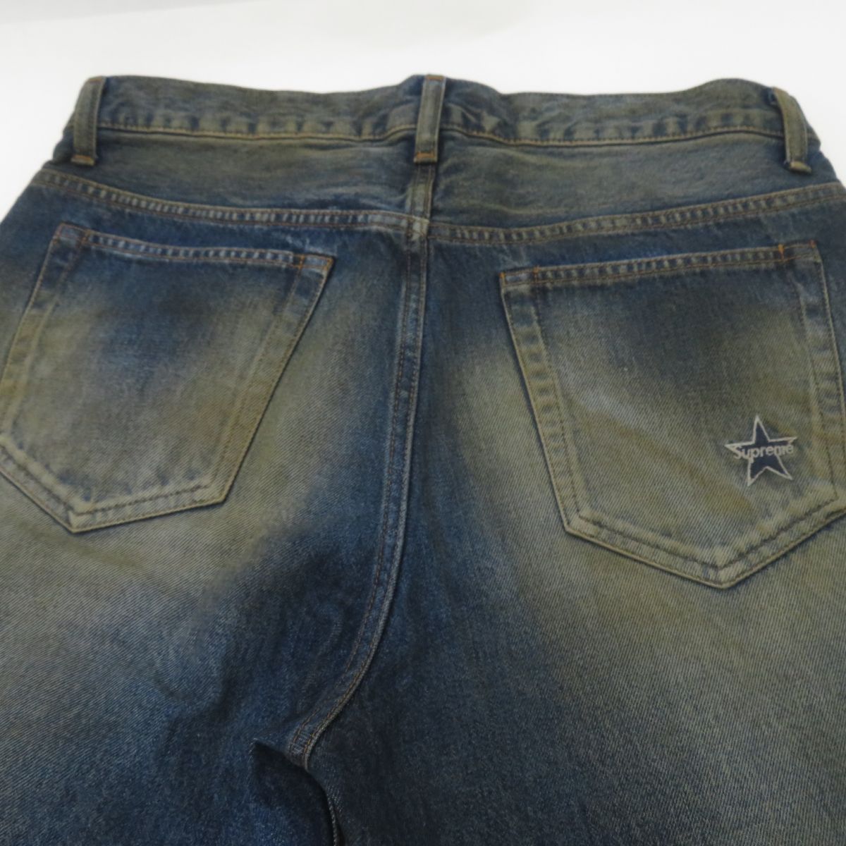 Supreme シュプリーム Distressed Loose Fit Selvedge Jean ルーズ