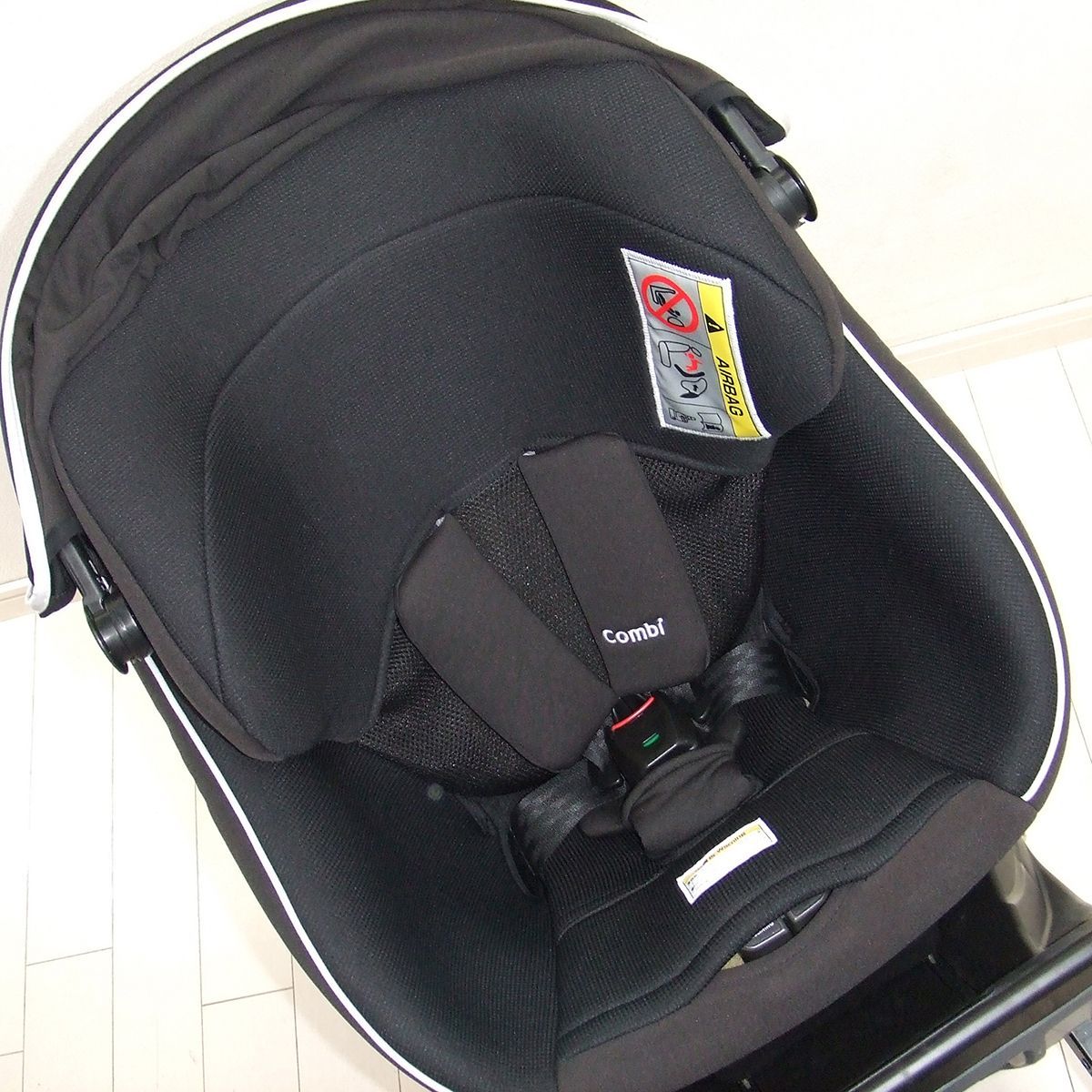 チャイルドシート コンビ クルムーヴ スマート ISOFIX エッグショック Neo combi 4カ月から4歳 B