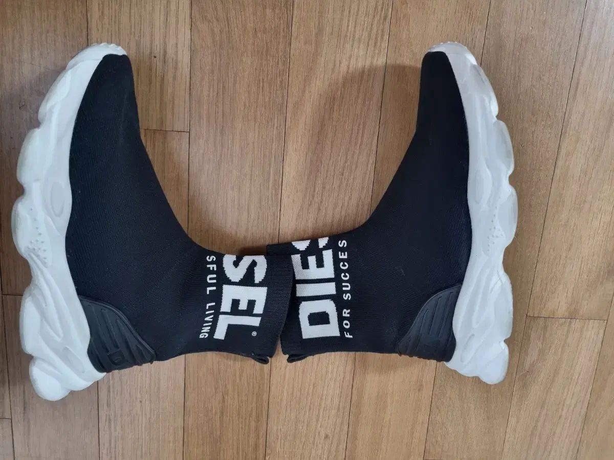 DIESEL キッズ 靴下 靴 230