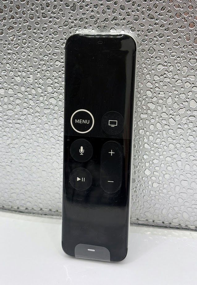 5個 ♪ Apple Siri Remote（A1962）／アップル TV用リモコン・中古