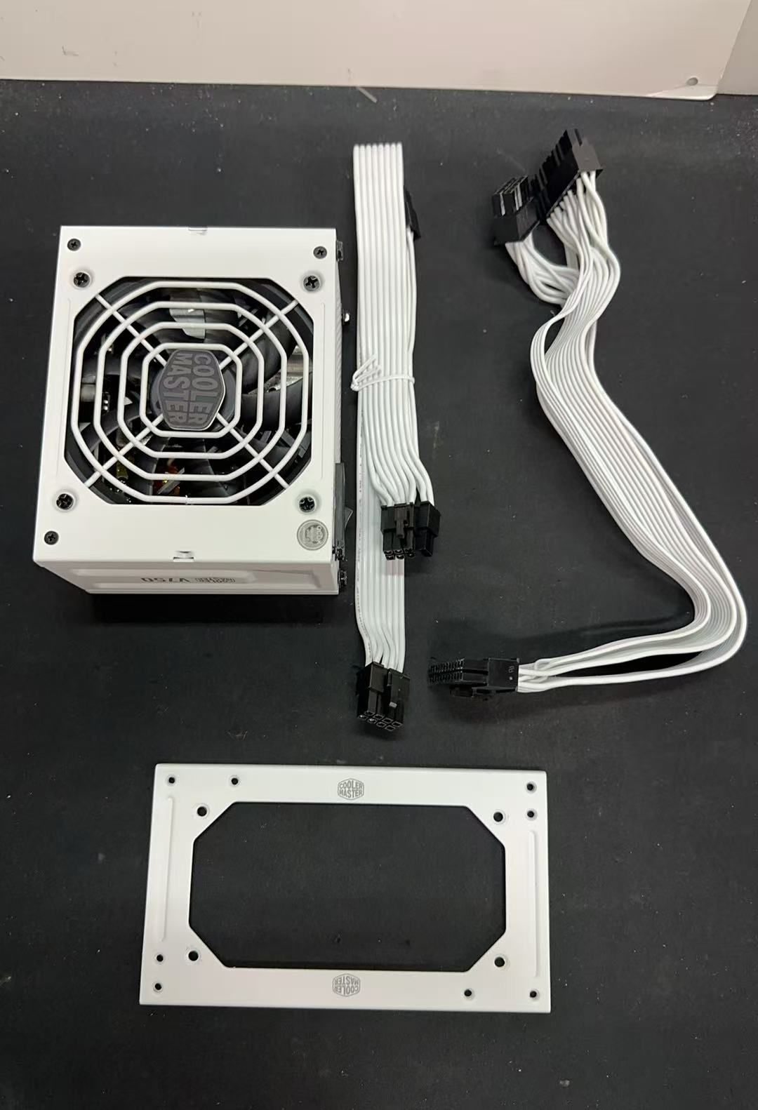 Cooler Master V SFX G 750 W 921404 MPY 7501 SFHAGV