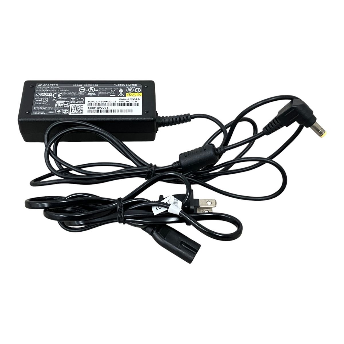 FUJITSU 15.6インチ ノート パソコン i 7 7700 HQ 4 GB SSD 1 TB win 11