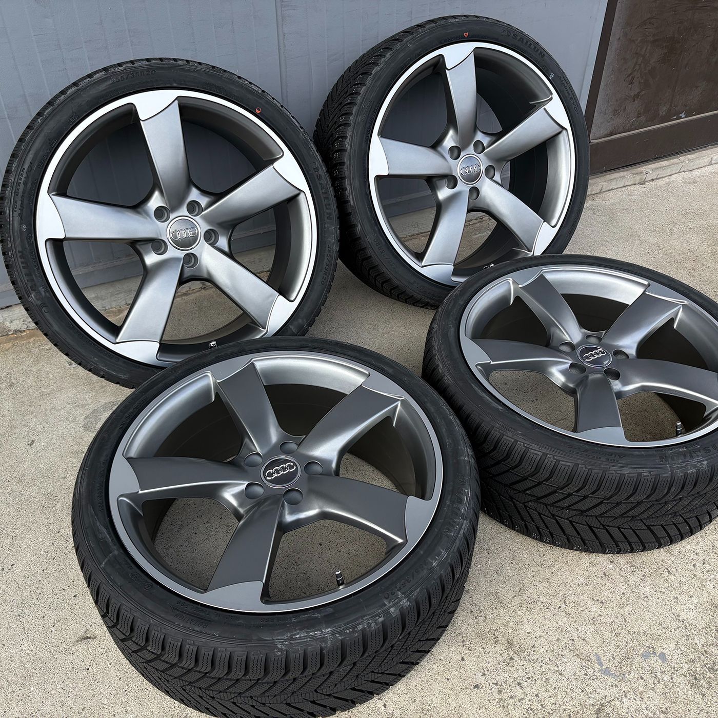 スタッドレス Audi A 5 6 7 タイヤホイール サイルン Alpine EVO 2 255 35 R 20 20インチ 4本 ボルト対応