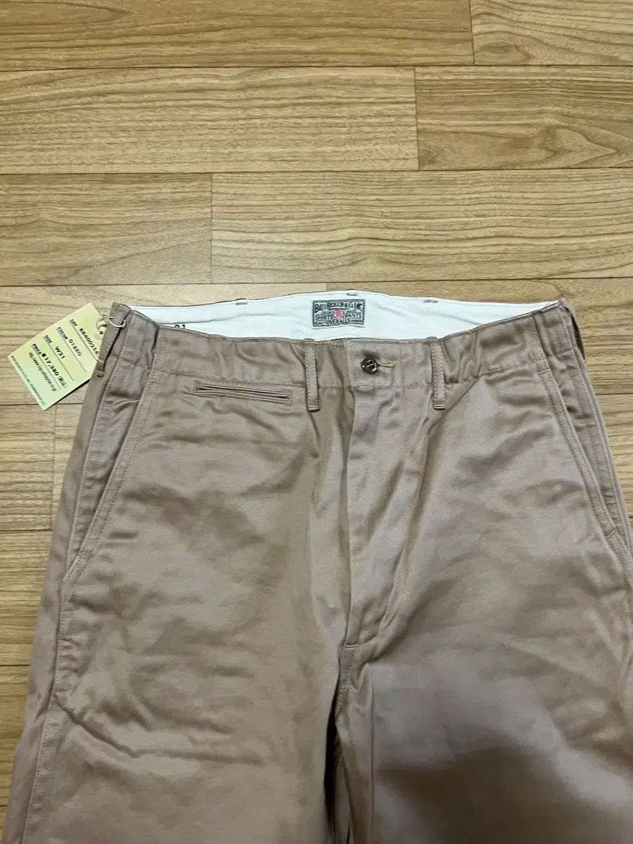 バズリクソンズ オリジナル スペック チノ