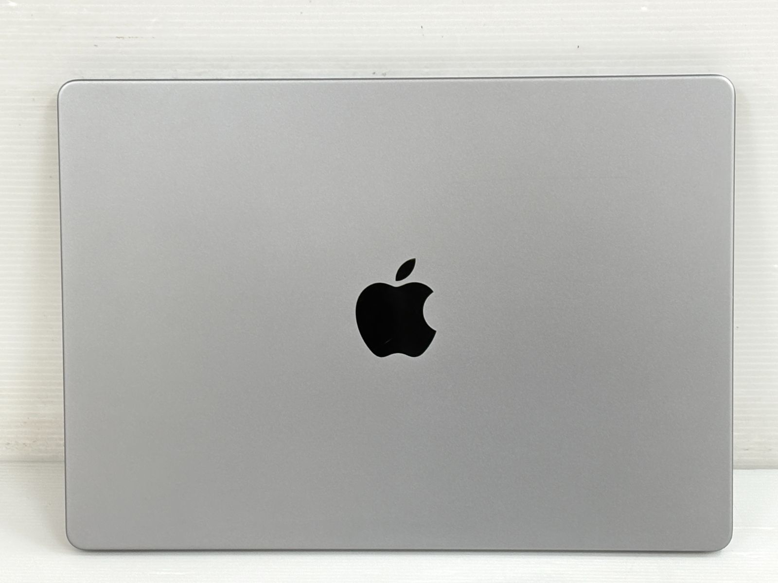 バッテリー良好 Apple MacBook Pro 14-inch 2021 A 2442 M 1 Max 10コア RAM 64 GB SSD 4 TB space gray Tahoe 動作品