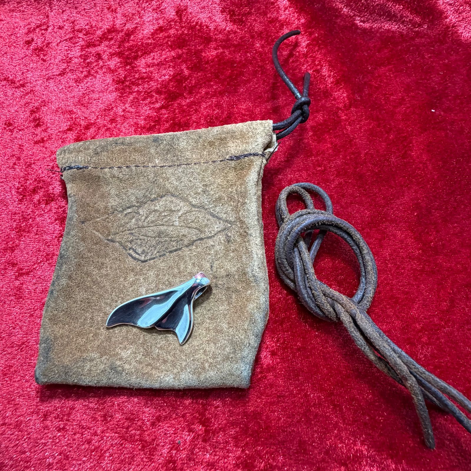 ホエールテール 革ヒモネックレス ビルウォールレザー Bill Wall Leather