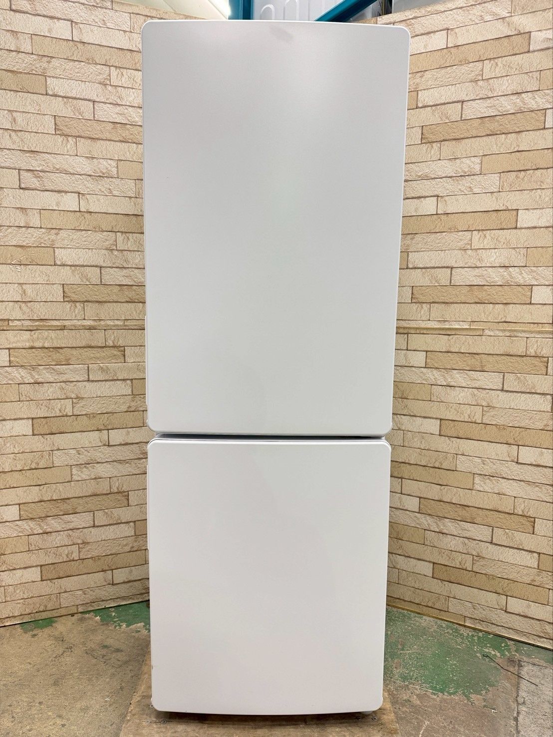 【高年式】大阪送料無料★3か月保障付★2025年★JR-F18KS★IR-15 高年式】大阪送料無料☆3か月保障付き☆冷蔵庫☆ハイアール☆2ドア