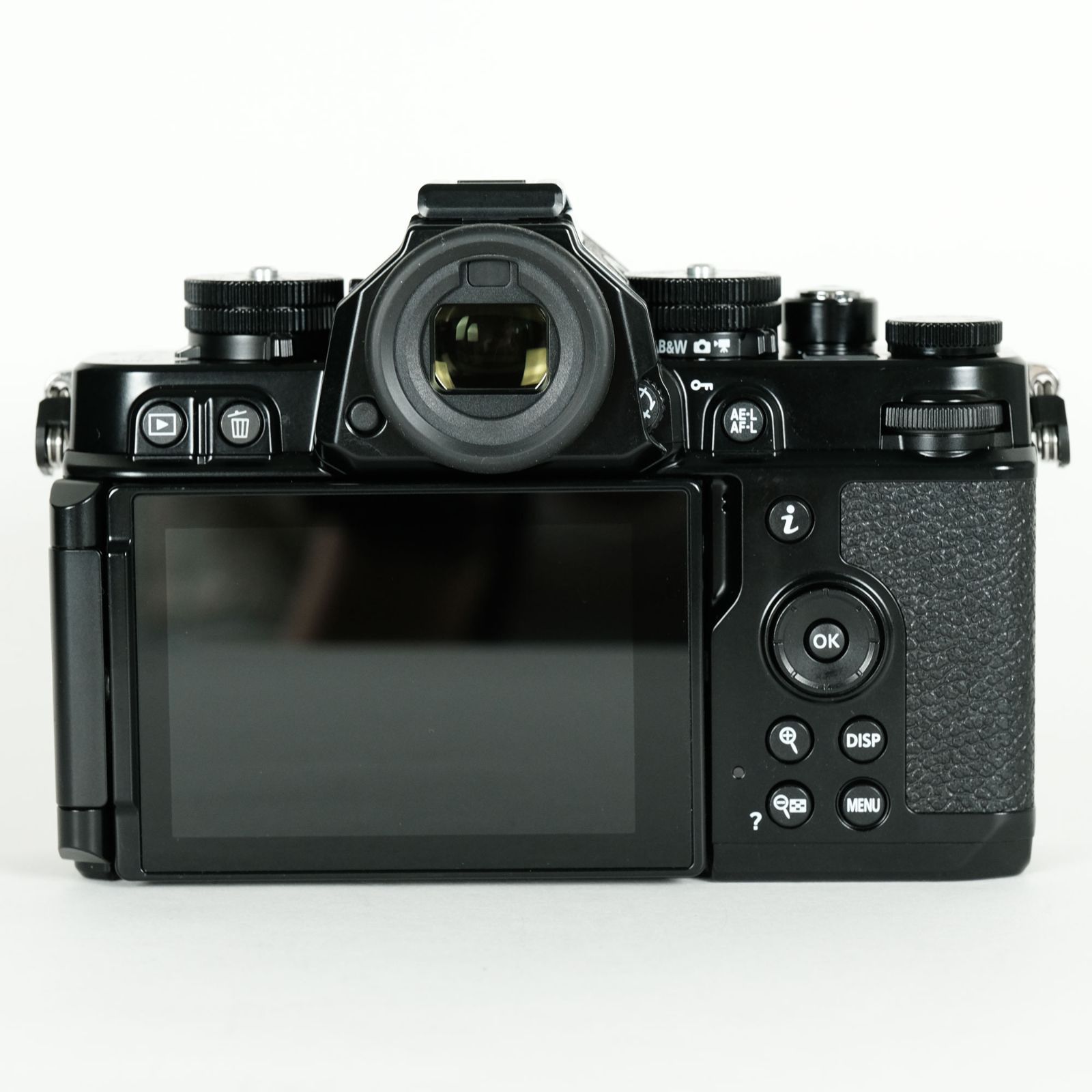 美品 | シャッター数3,750回] Nikon Z f [ボディ] | Nikon Zマウント