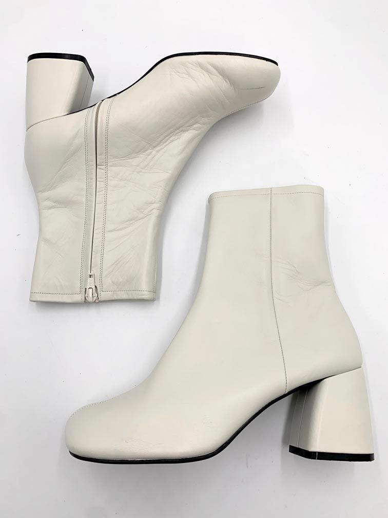 city シティ 定価19800円 レザー ラウンドシェイプ ブーツ size 2 白 レディース