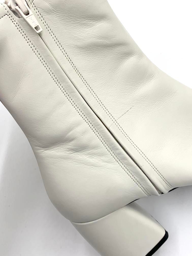 ラウンドシェイプ ブーツ